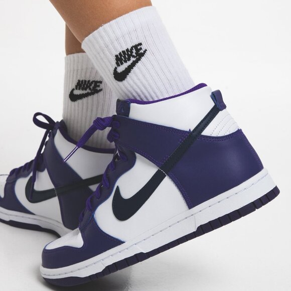 Nike Dunk High - Picture 2 of 9